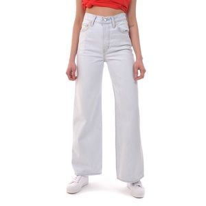 Levi’s NWT Ribcage Wide Leg High Rise Jeans